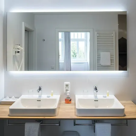 Romantik Residenz Aparthotel 4*